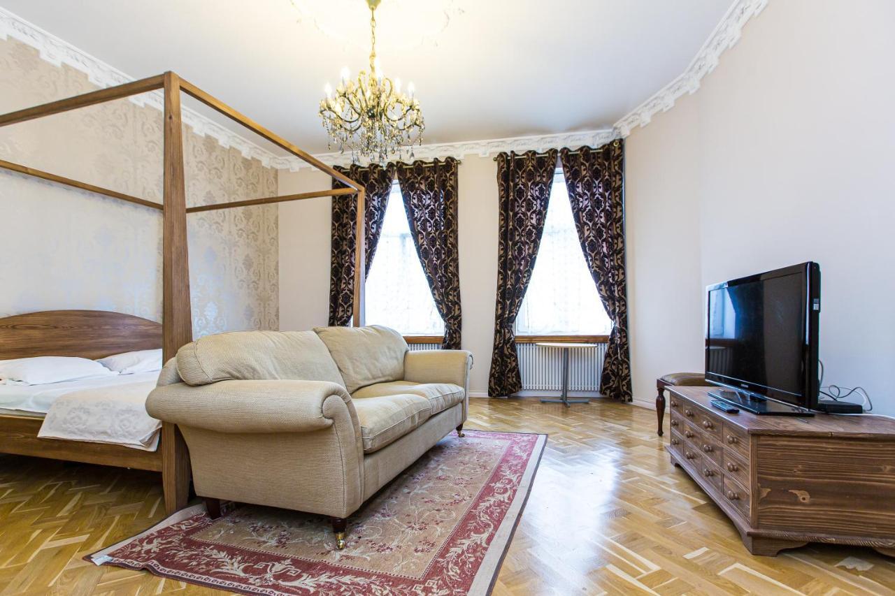 Австрійська Квартира В Центрі На Вулиці Михальчука 5 Lviv Exterior foto