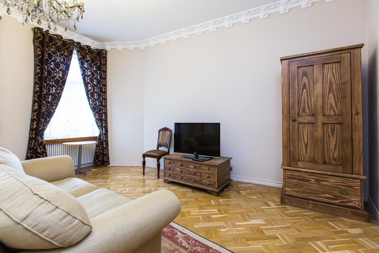 Австрійська Квартира В Центрі На Вулиці Михальчука 5 Lviv Exterior foto